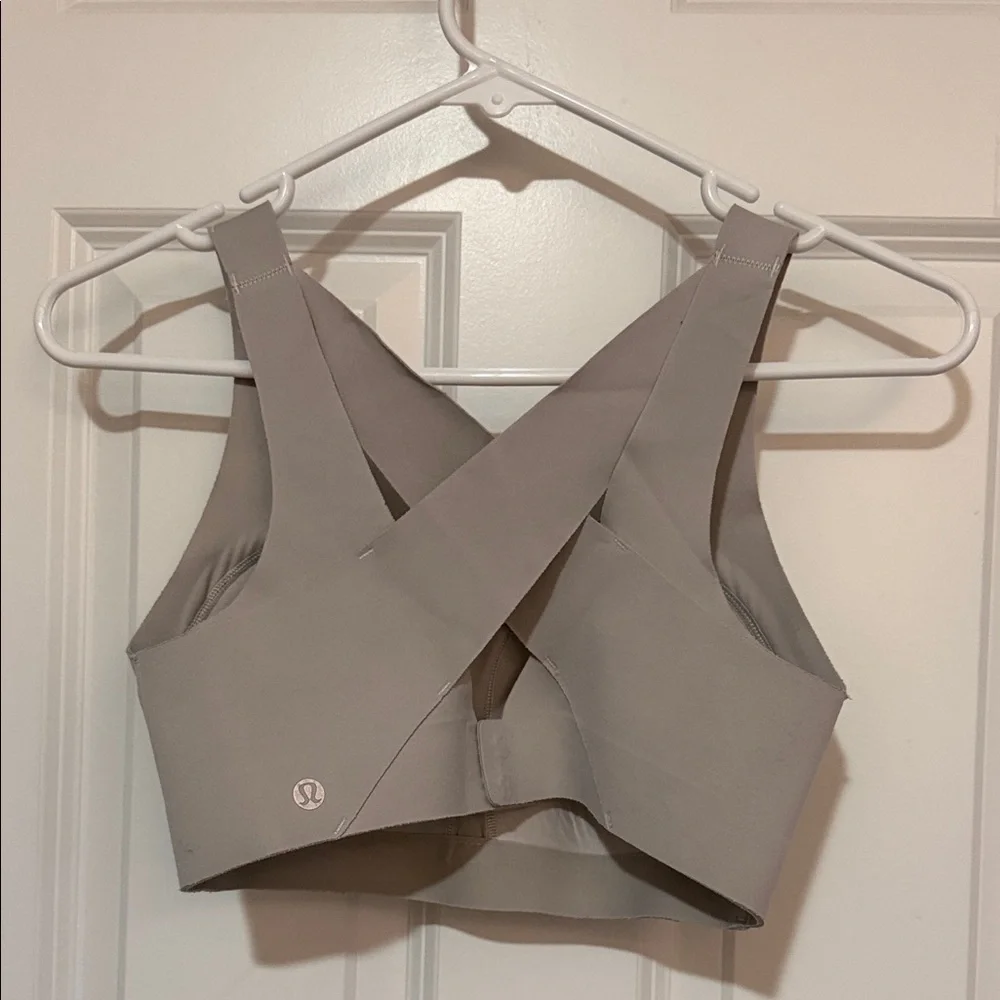 Lululemon sport bra size 34 C